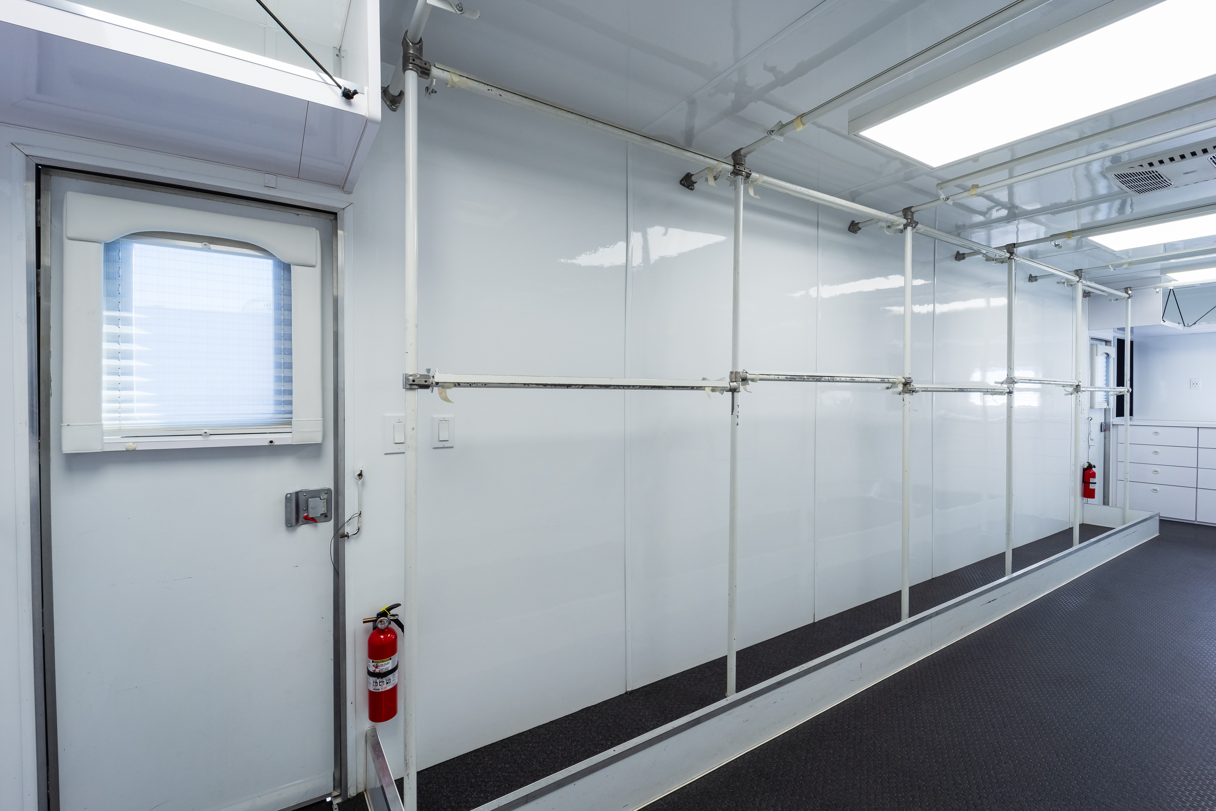 35ft Wardrobe Trailer Interior 1