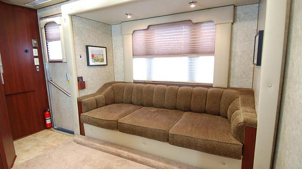 3D - 42ft - 3 Room Cast Trailer with Slide-Outs Interior 4